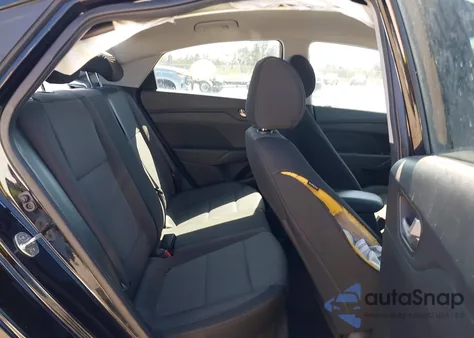 2018 Hyundai Accent Sel z USA, uszkodzony, nr VIN 3KPC24A3XJE030851